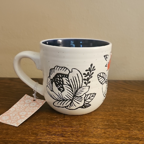Floral Black and White Ceramic Mug. NWT. - Picture 2 of 4